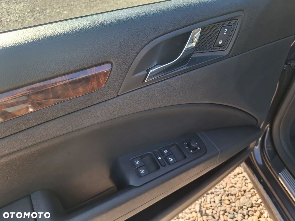 Skoda Superb 2.0 TSI Ambition DSG - 13