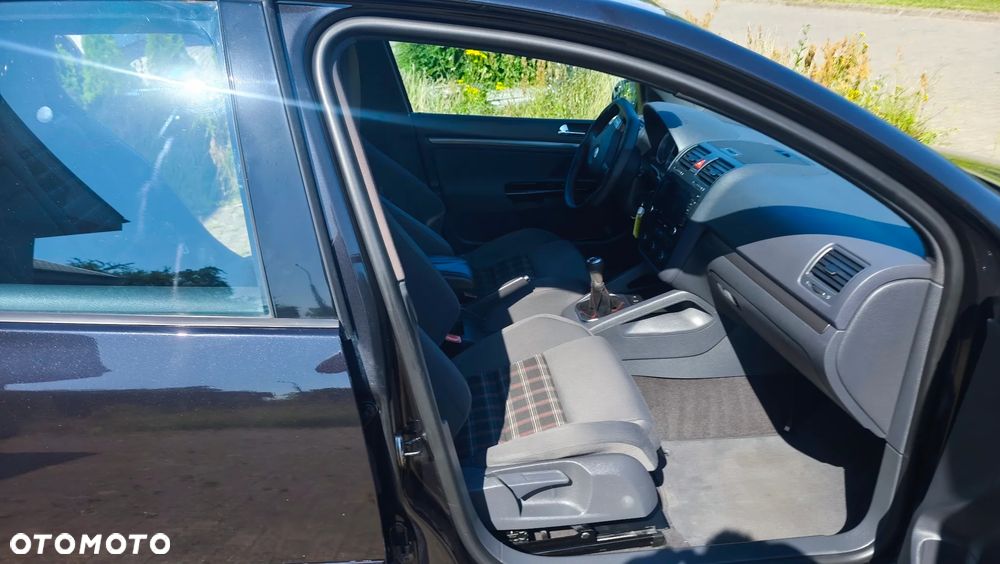 Volkswagen Golf 2.0 TSI GTI - 6