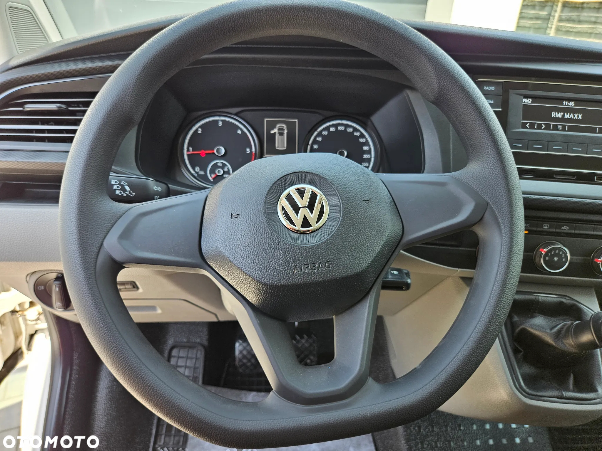 Volkswagen Caravelle 6.1 2.0 TDI L2 Comfortline - 29