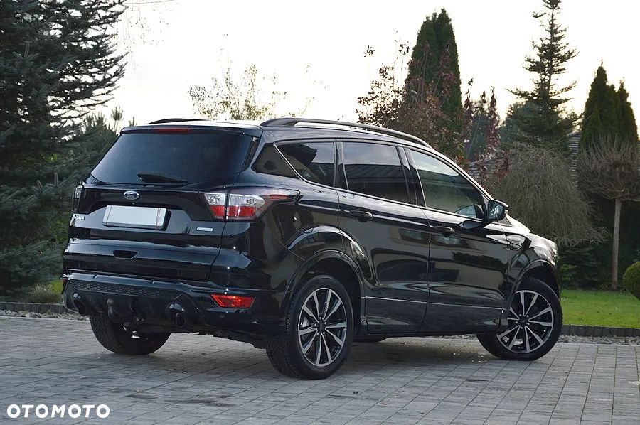 Ford Kuga 1.5 EcoBoost 2x4 ST-Line - 16