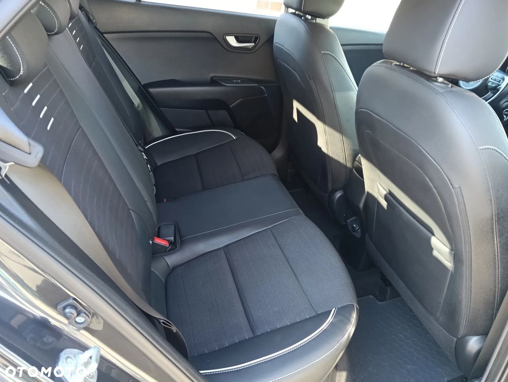 Kia Rio 1.4 GT-Line - 23