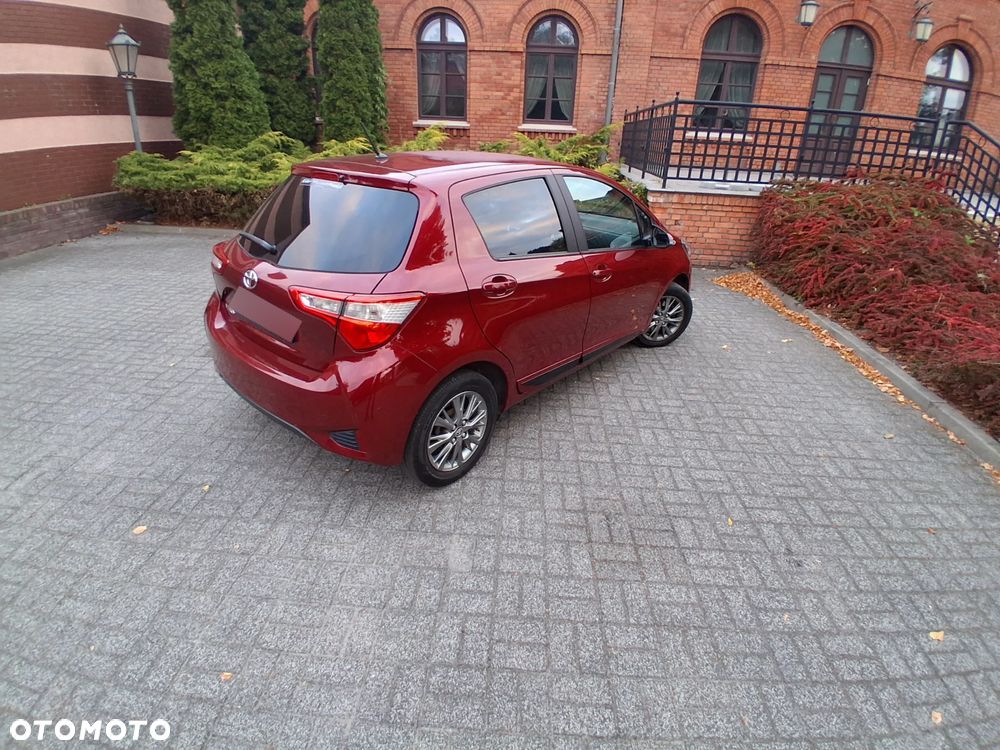 Toyota Yaris 1.5 Premium - 16