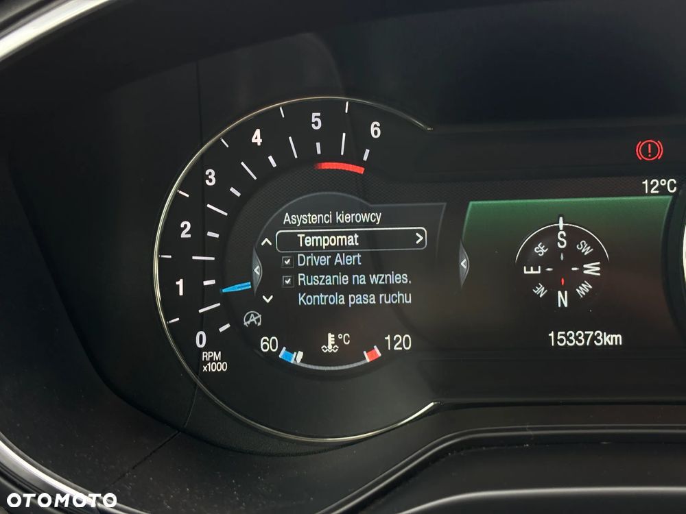 Ford Mondeo Turnier 2.0 EcoBlue Titanium - 24