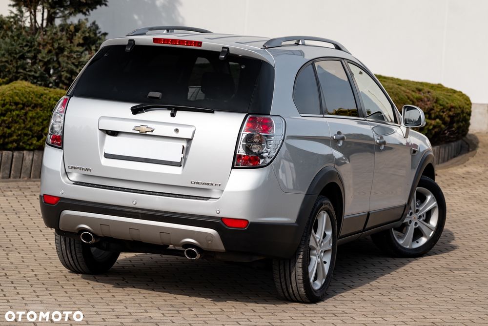 Chevrolet Captiva - 12