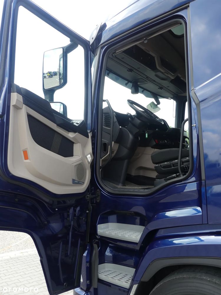 DAF XG 480 / EURO 6 / TV / BOGATE WYPOSAŻENIE / AUTOMAT / - 18