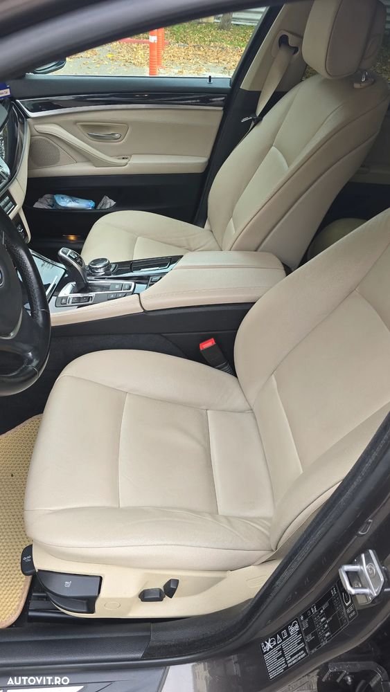BMW Seria 5 525d xDrive AT - 7