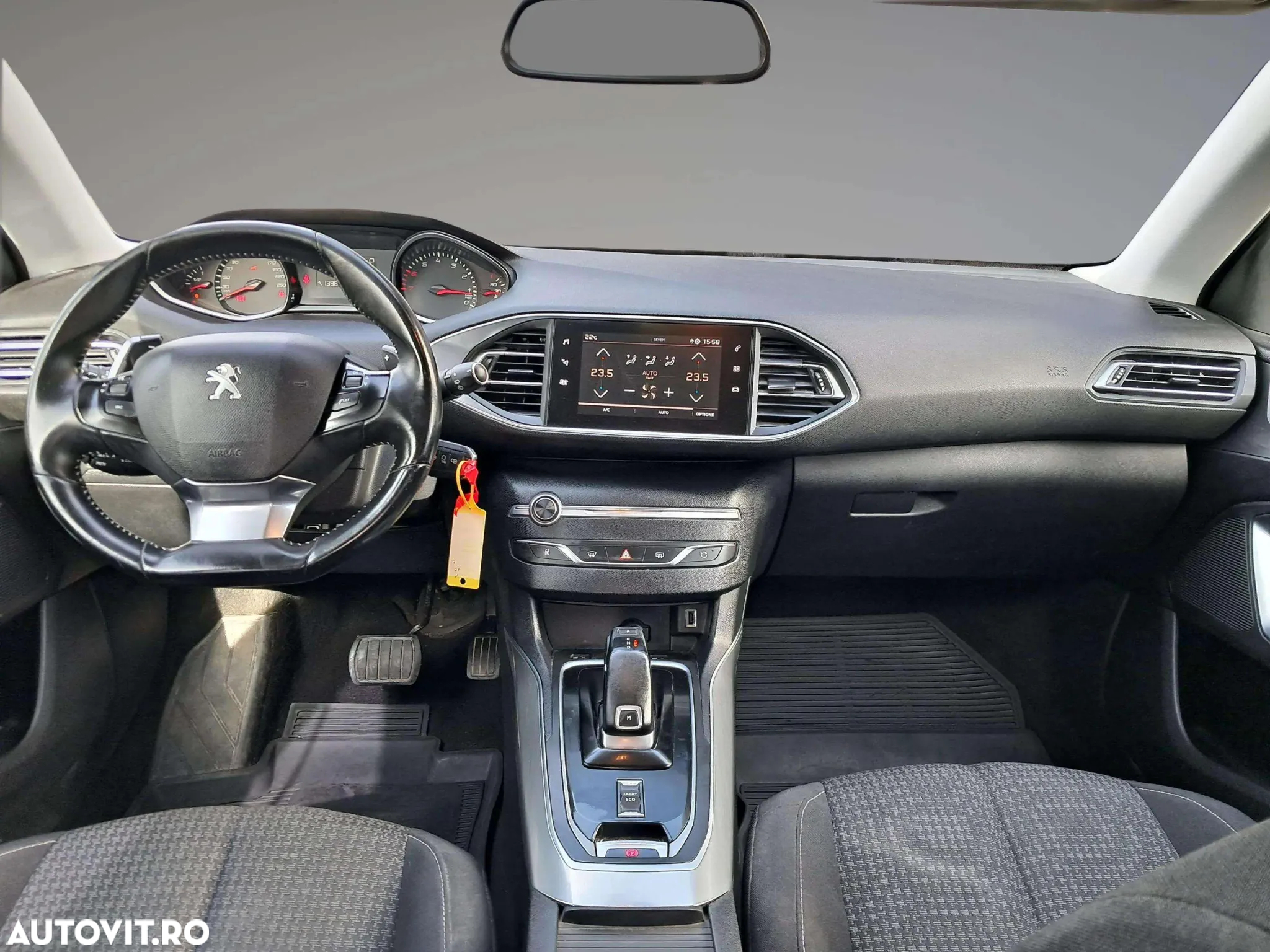 Peugeot 308 1.2 L PureTech Turbo S&S Active Aut. - 4