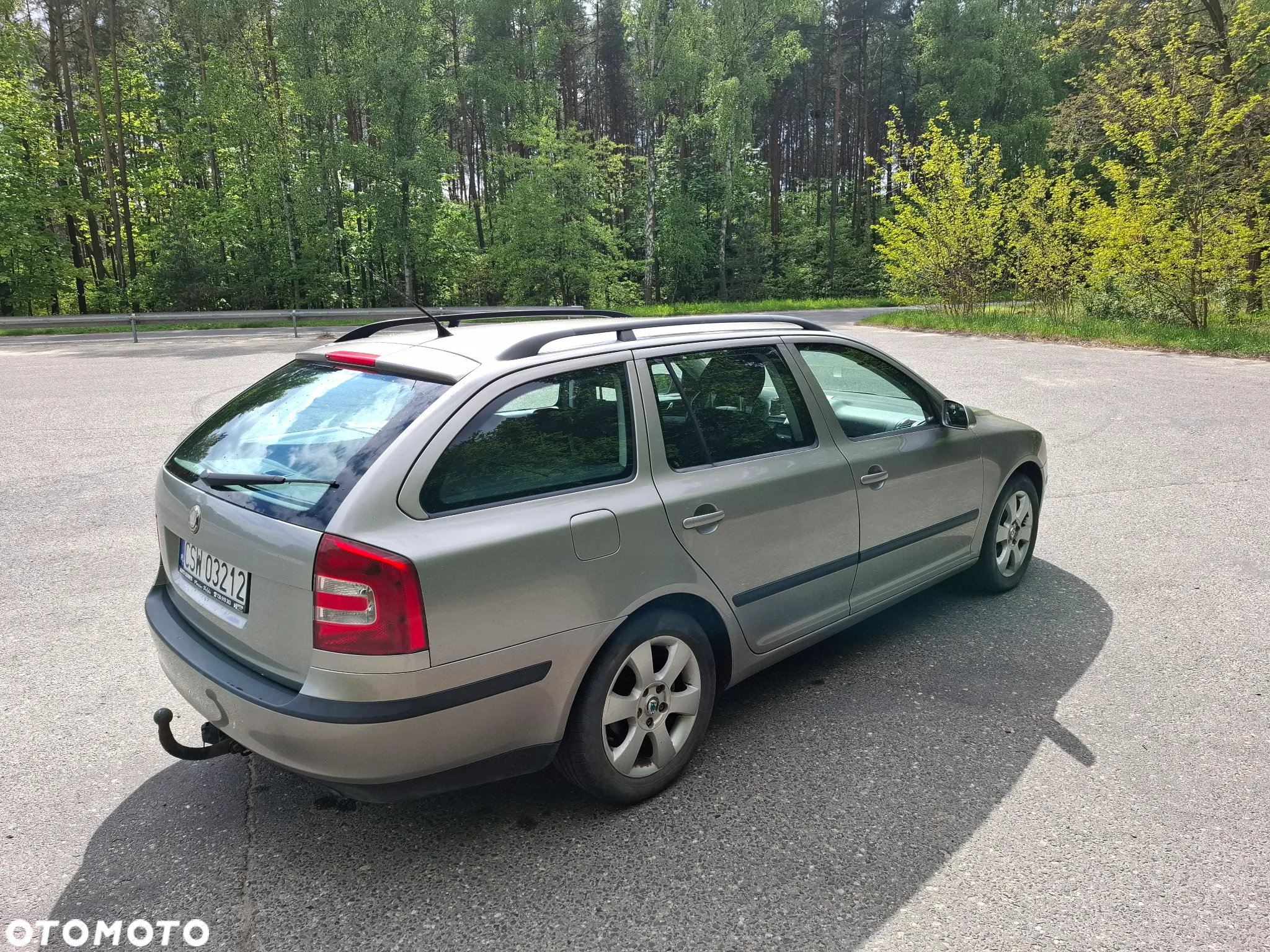 Skoda Octavia 1.6 Ambiente - 4
