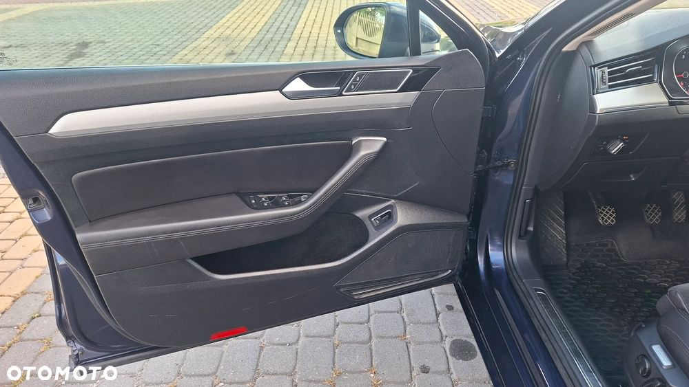 Volkswagen Passat 2.0 TDI (BlueMotion Technology) Comfortline - 10