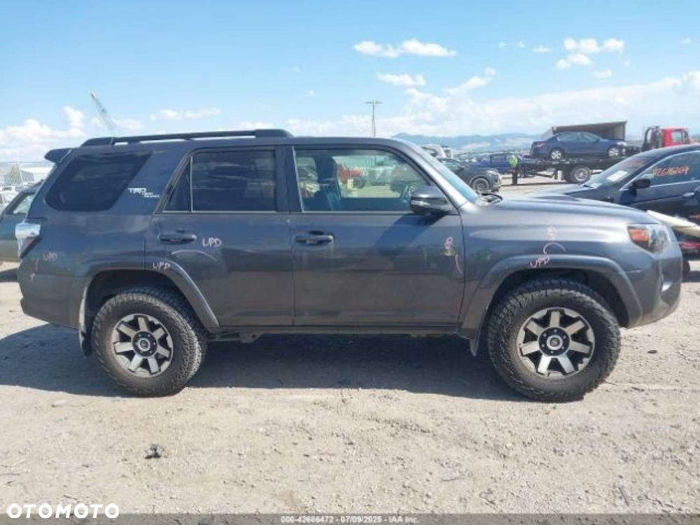 Toyota 4-Runner - 5