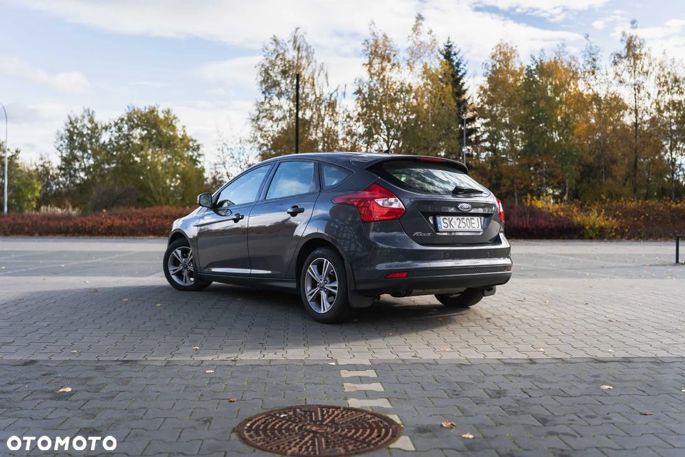 Ford Focus 1.6 Trend - 13