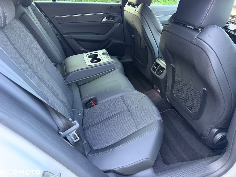 Peugeot 508 225 e-EAT8 Allure - 27