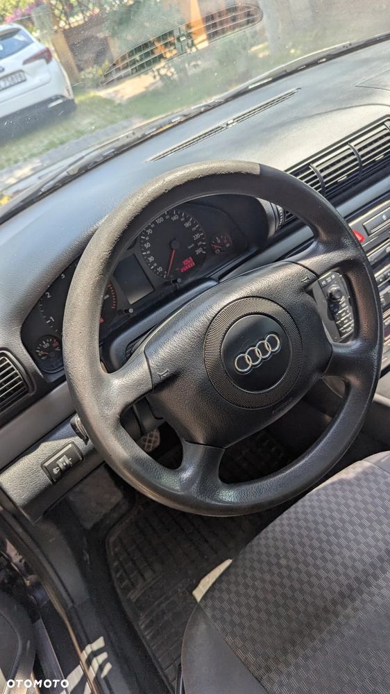 Audi A4 Limousine 1.9 TDI - 19