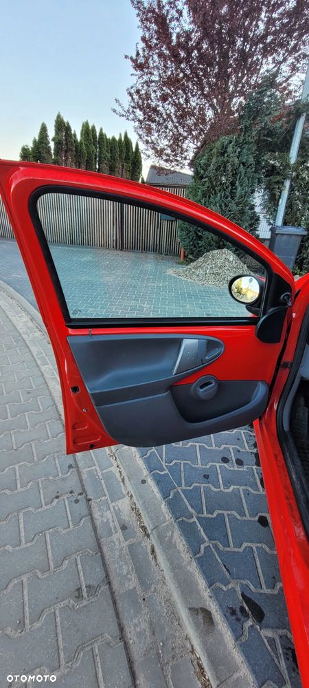 Peugeot 107 1.0 Trendy - 27