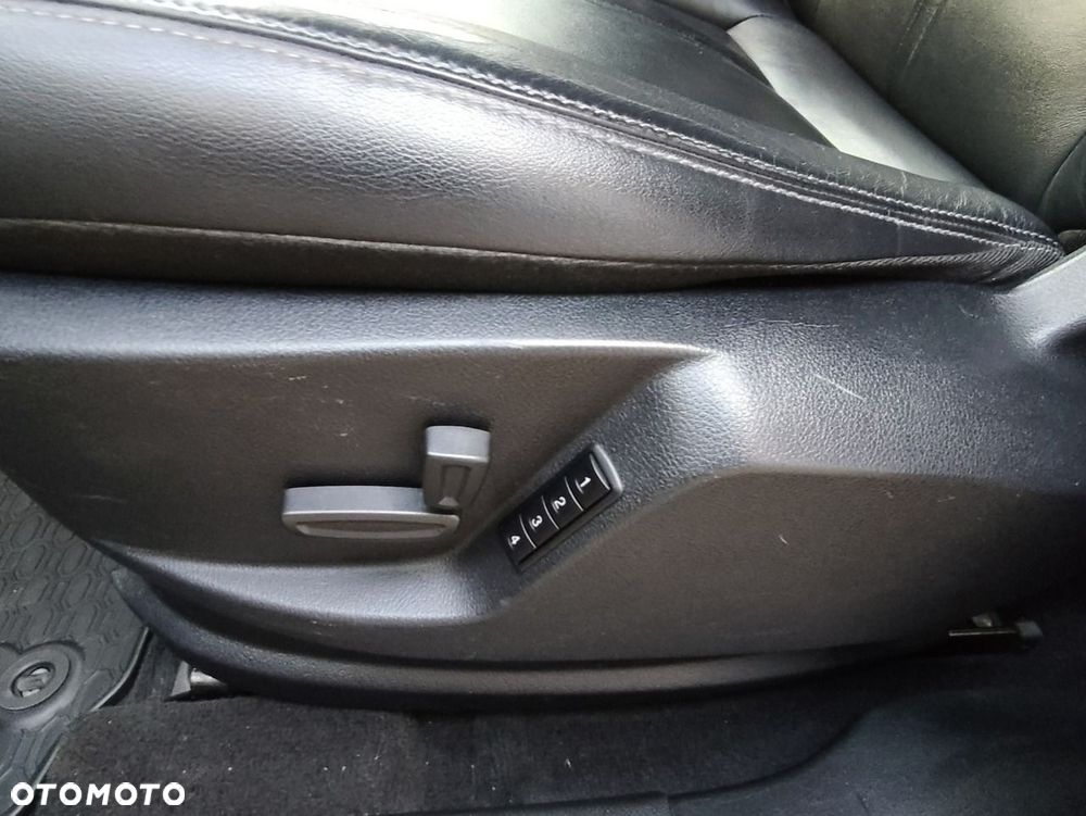 Ford S-Max - 24