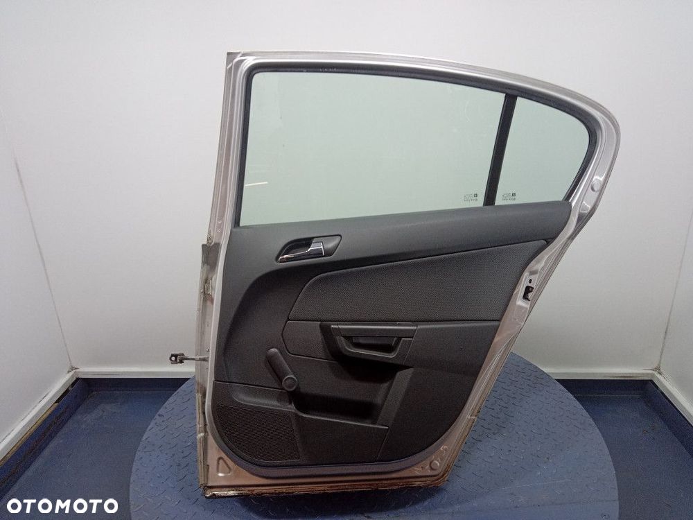 OPEL ASTRAIII H  DRZWI TYŁ PRAWE TYLNE 2AU - 2