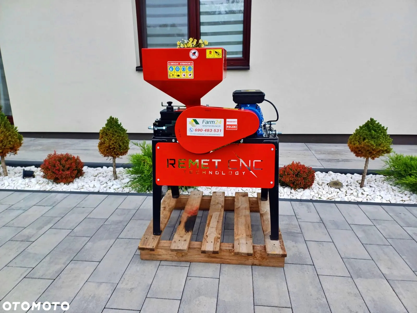 Gniotownik do zboża 1,5kW 230V Zgniatacz ziarna DO GNIAZDKA Młyn Gniotownik walcowy REMET - 2
