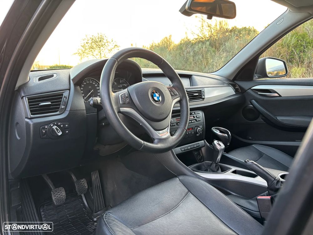 BMW X1 16 d sDrive xLine - 13