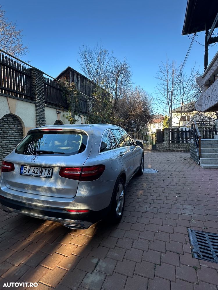 Mercedes-Benz GLC 250 d 4Matic 9G-TRONIC Exclusive - 3