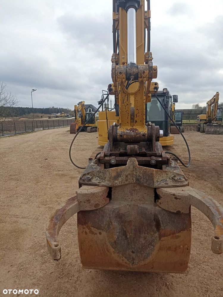 Caterpillar 321 - 11