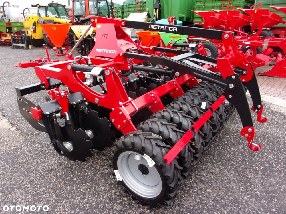 Inny Agregat uprawowy, brona talerzowa ciężka hydraulicznie składana BTCH Euro-Masz 4,0 metry, Agregat uprawowo siewny talerzowy ATUS-300 METANGA z wałem oponowym, ATUS 250,270,300 - Metanga, EuroMasz,  Agro-Masz - 23