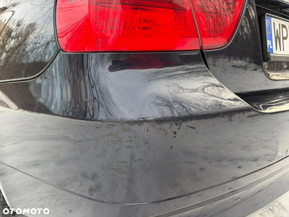 BMW Seria 3 318i - 21