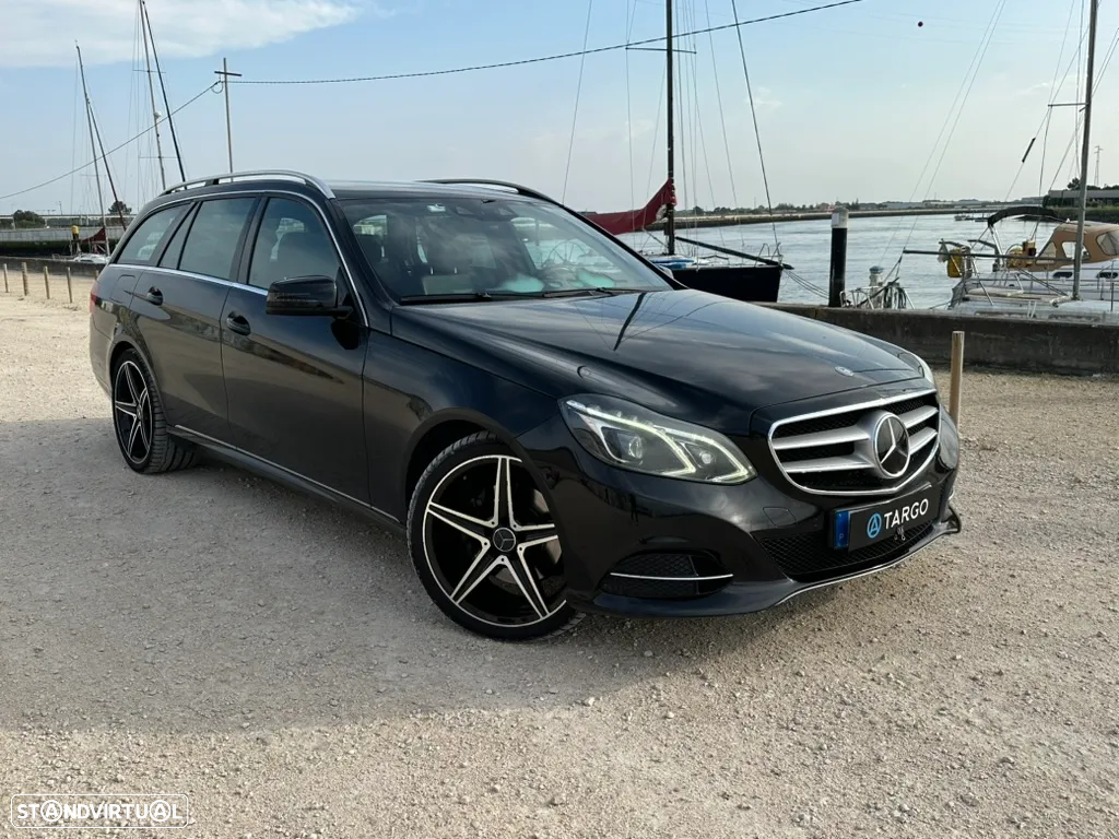 Mercedes-Benz E 300 Bluetec Hybrid Avantgarde - 48