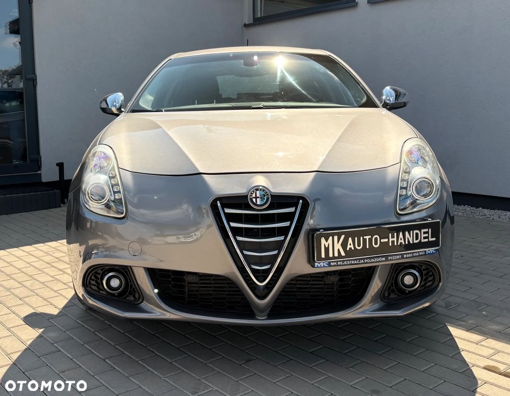 Alfa Romeo Giulietta 2.0 JTDM 16V - 2