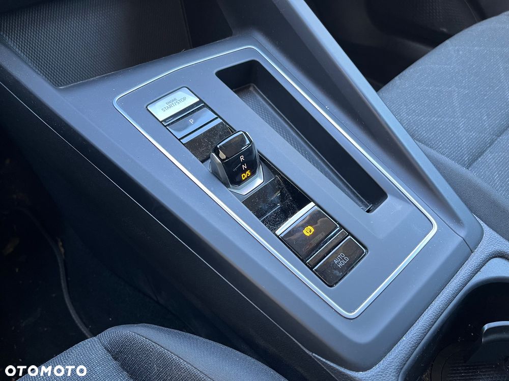 Volkswagen Golf 2.0 TDI Style DSG - 18