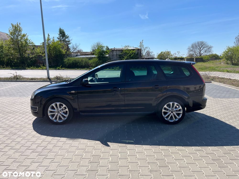 Ford Focus 2.0 TDCi DPF Sport - 5