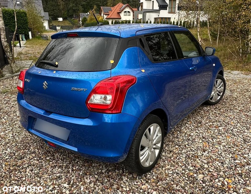 Suzuki Swift 1.2 Premium - 3