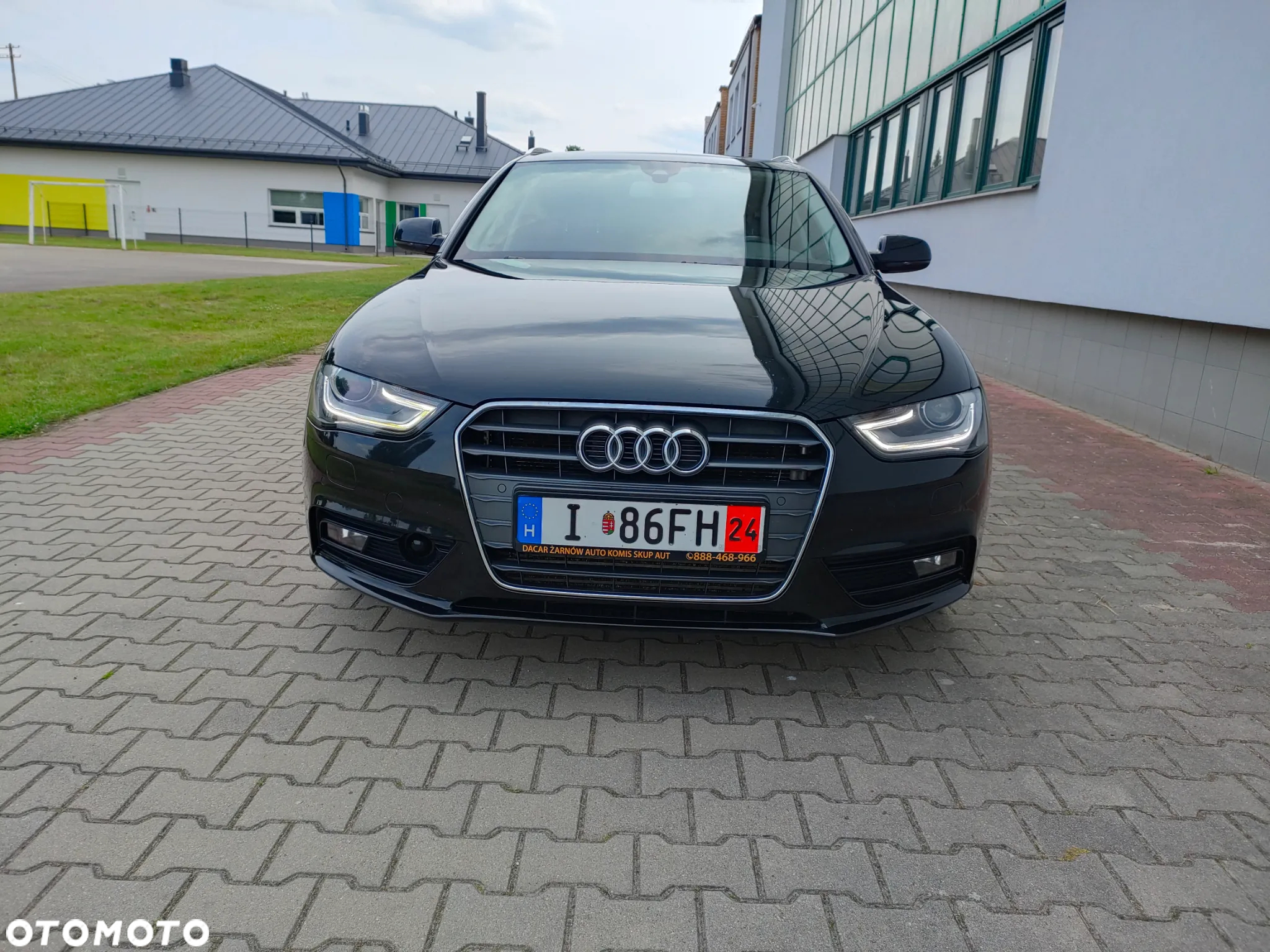 Audi A4 Avant 2.0 TDI - 9