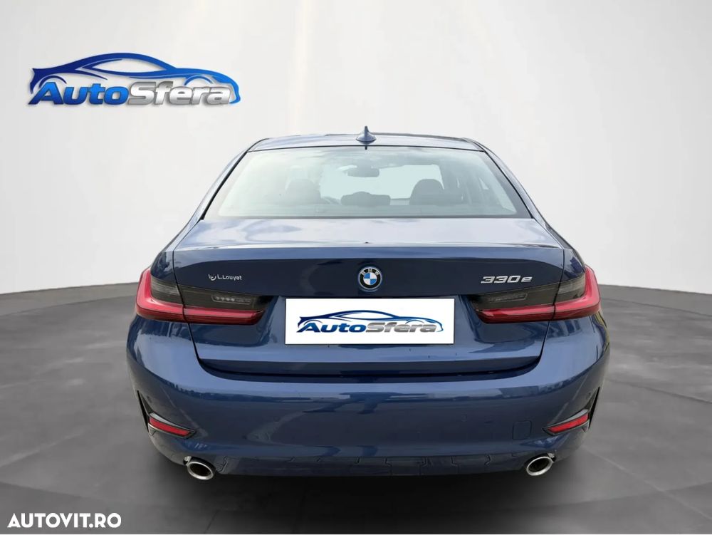 BMW Seria 3 330e Aut. Advantage - 7