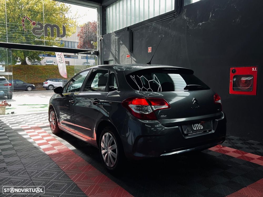Citroën C4 e-HDi 115 ETG6 Exclusive - 12