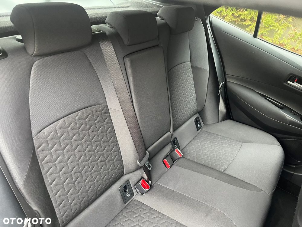 Toyota Corolla - 10