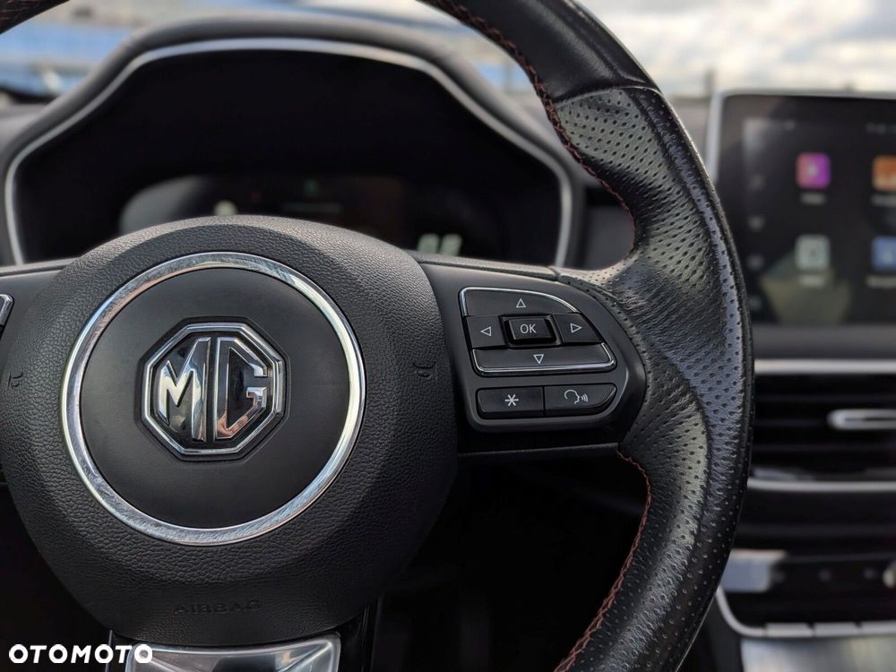 MG HS 1.5 T-GDI Exclusive - 21