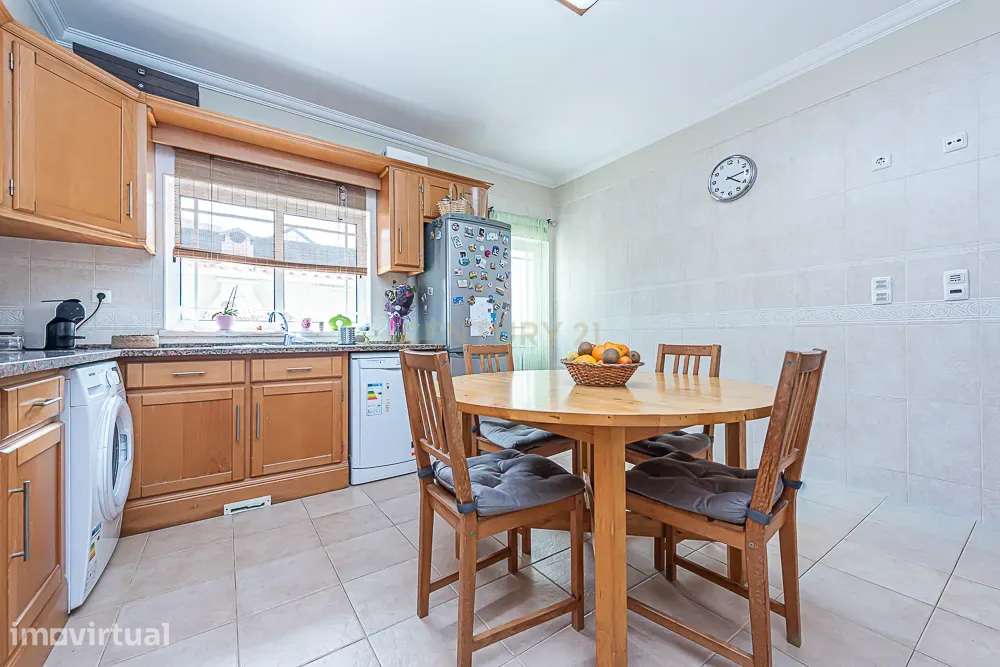 Vende-se Moradia T3 + 1 Quinta do Conde - Grande imagem: 3/35