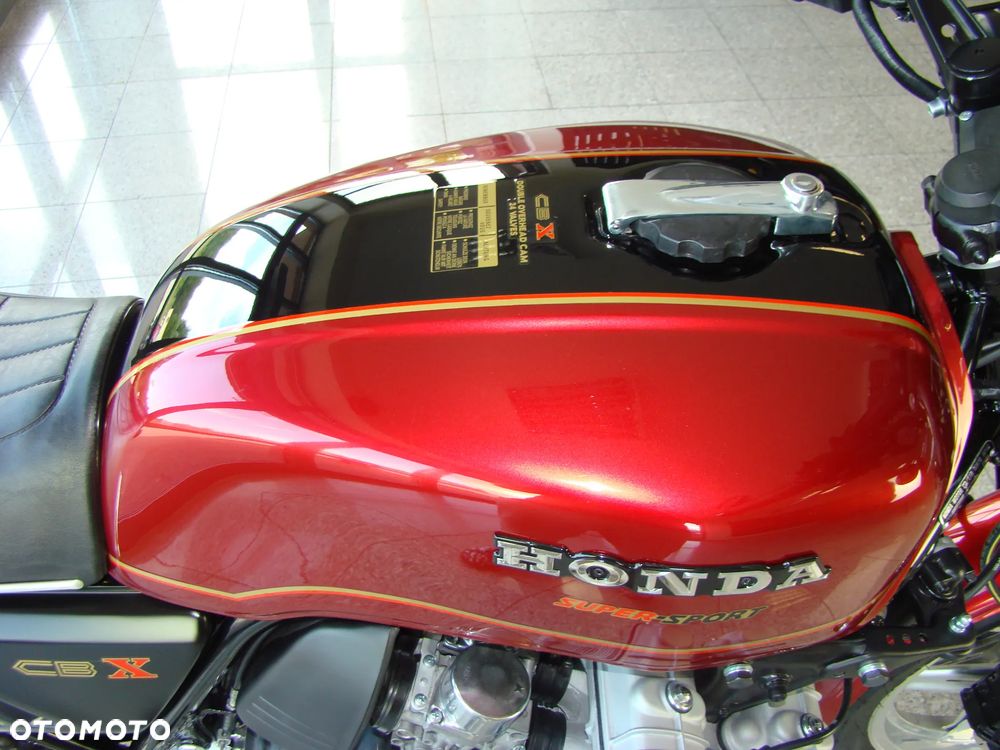 Honda CBX - 36
