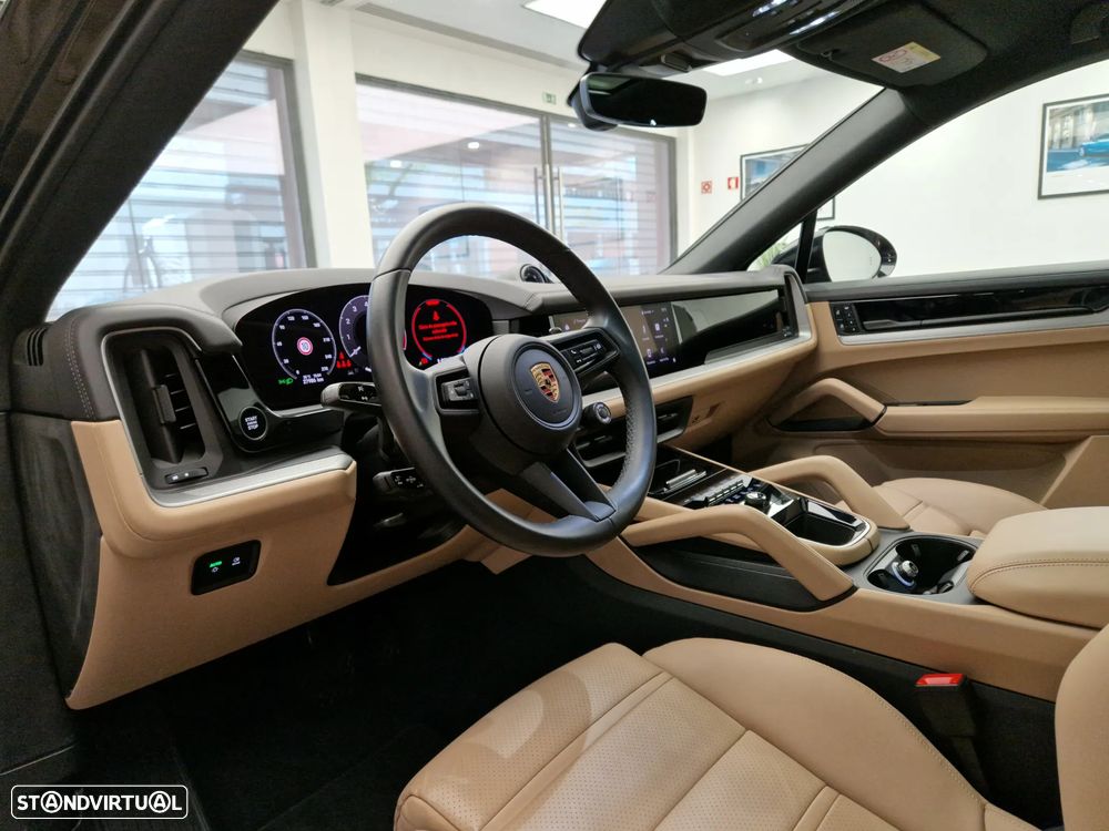 Porsche Cayenne Coupé E-Hybrid - 20