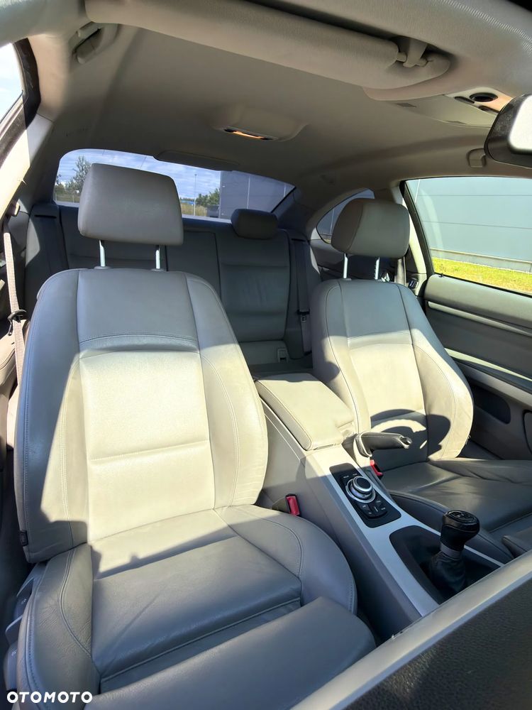 BMW Seria 3 320d - 29