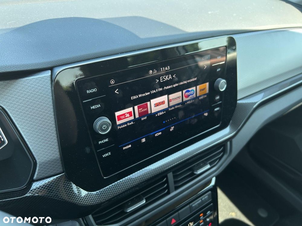 Volkswagen T-Cross - 19