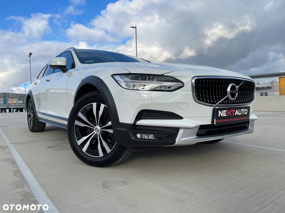 Volvo V90 Cross Country T5 AWD Pro - 1