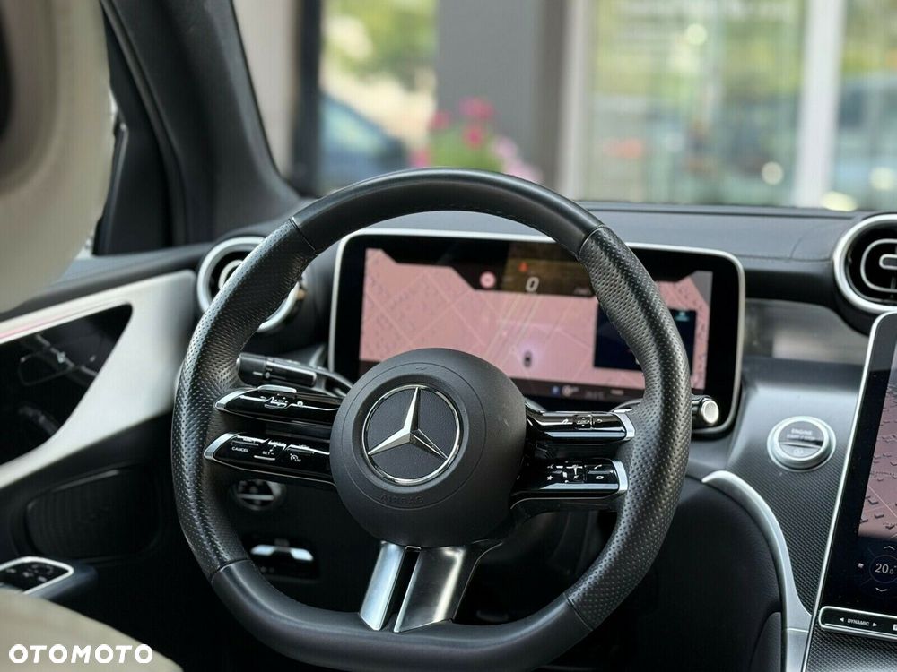 Mercedes-Benz GLC Coupe 200 mHEV 4-Matic AMG Line - 16