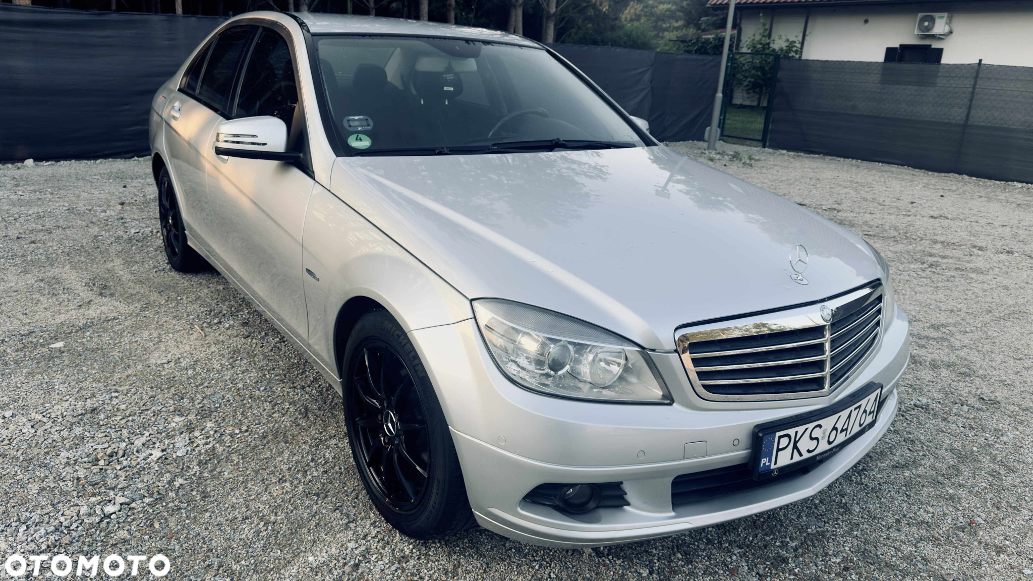 Mercedes-Benz Klasa C 180 CGI BlueEff Classic - 3