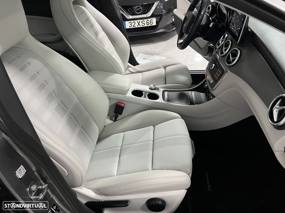 Mercedes-Benz CLA 200 d Shooting Brake Urban Aut. - 12