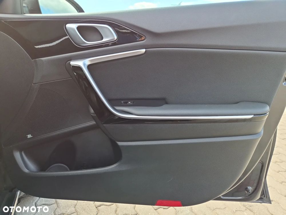 Kia XCeed 1.5 T-GDI Business Line DCT - 30