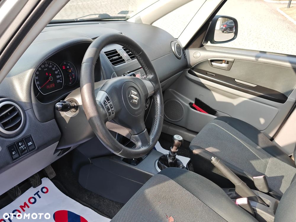 Suzuki SX4 1.9 DDiS DPF Streetline 4x2 Club - 7