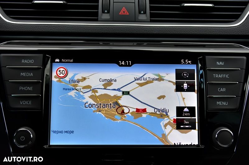 Skoda Superb 2.0 TDI DSG L&K - 21