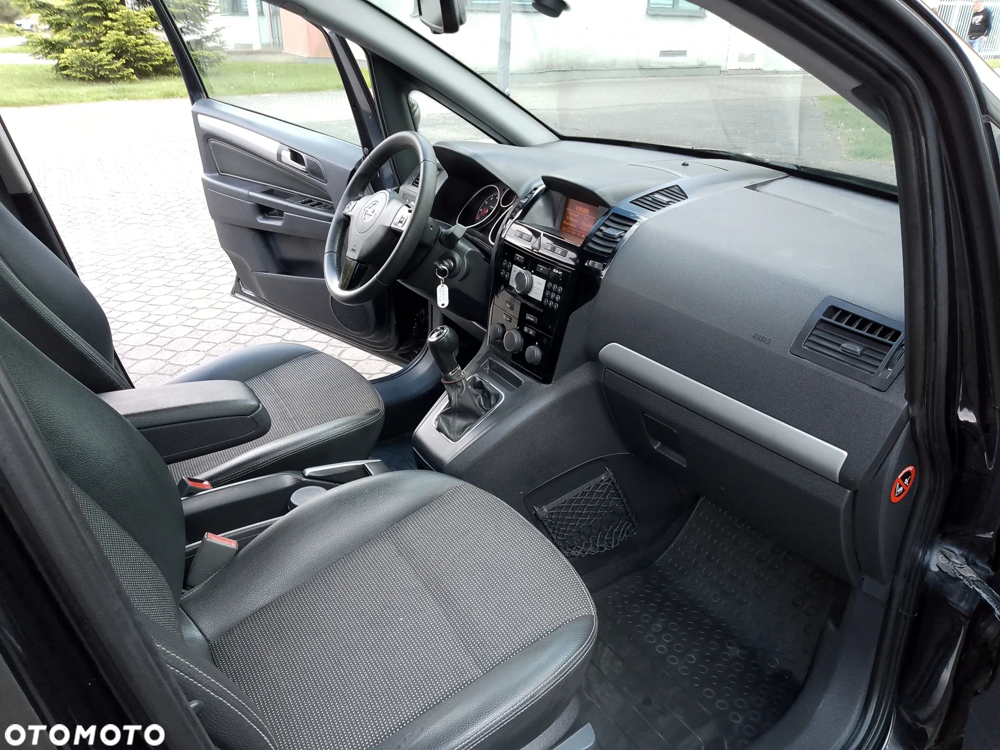 Opel Zafira 1.8 Innovation - 17
