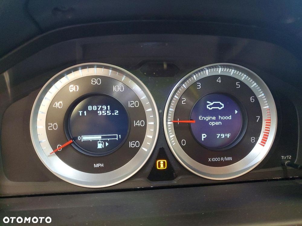 Volvo XC 70 - 10